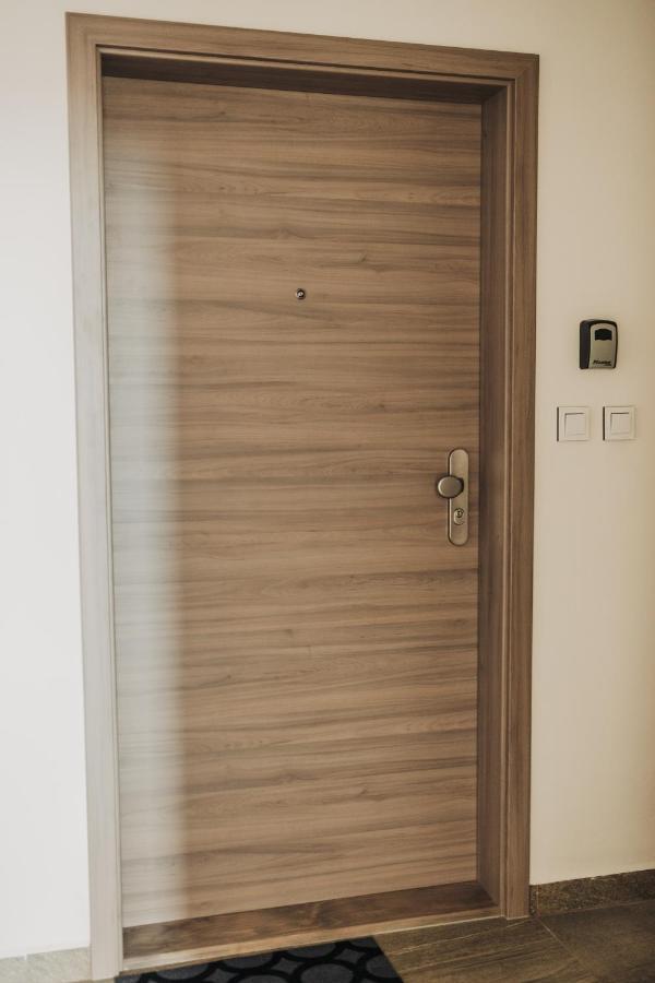 Beautiful New Studio, 400M From The Square Appartement Plzeň Buitenkant foto